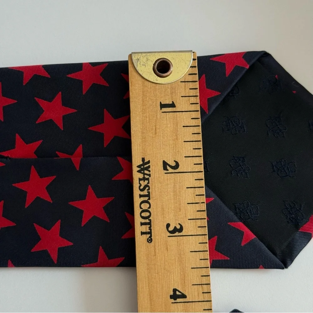 Elegant Kent and Curwen Star Patterned Men's pure silk Tie